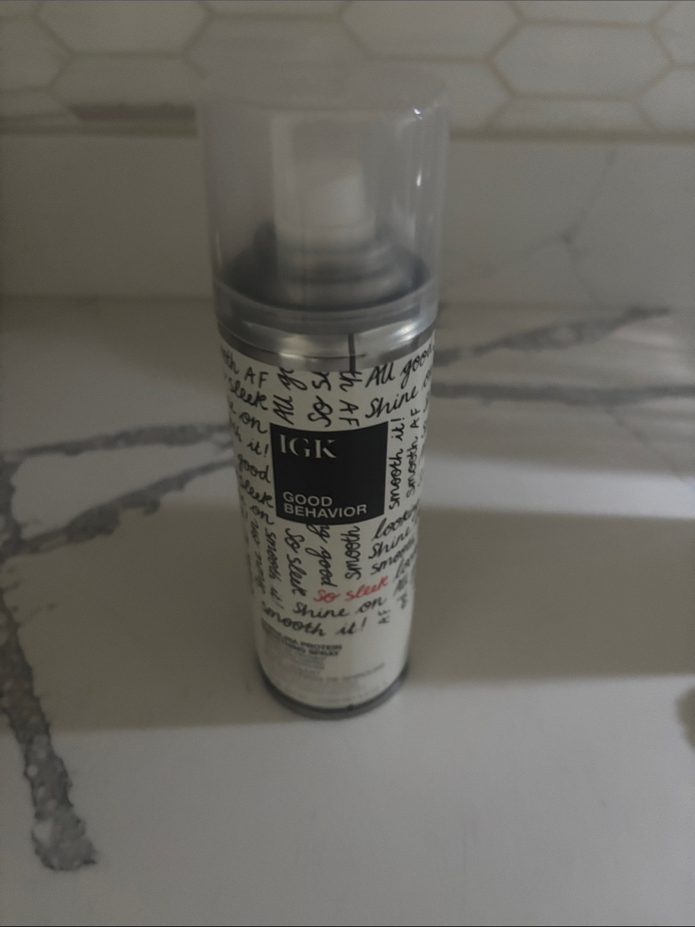 IGK Good Behavior Smoothing Spray - White